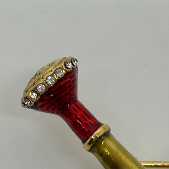 Metropolitan Museum of Art Brooch, inspired by Faberge's Watering Can Red Handle - Picture 12 of 15